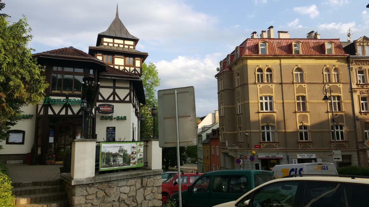 Nely'S Apartment Karlovy Vary Exterior foto